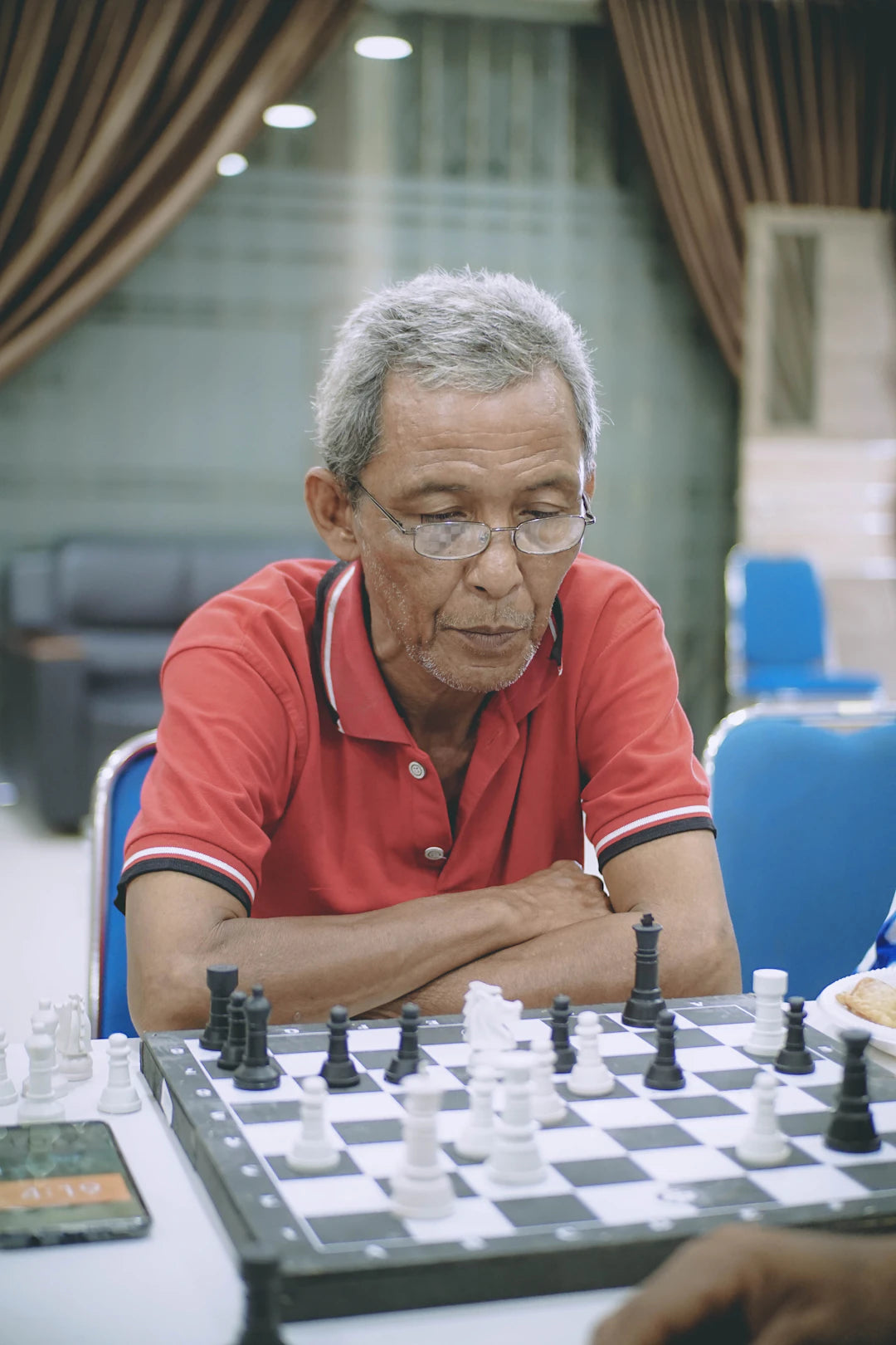 The Future of Chess: Online vs. Offline Play