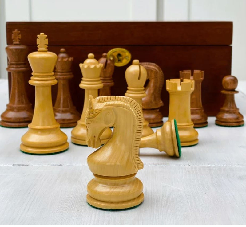 Acacia Leningrad Chess Pieces & Mahogany Box -  CHESSMAZE STORE UK 